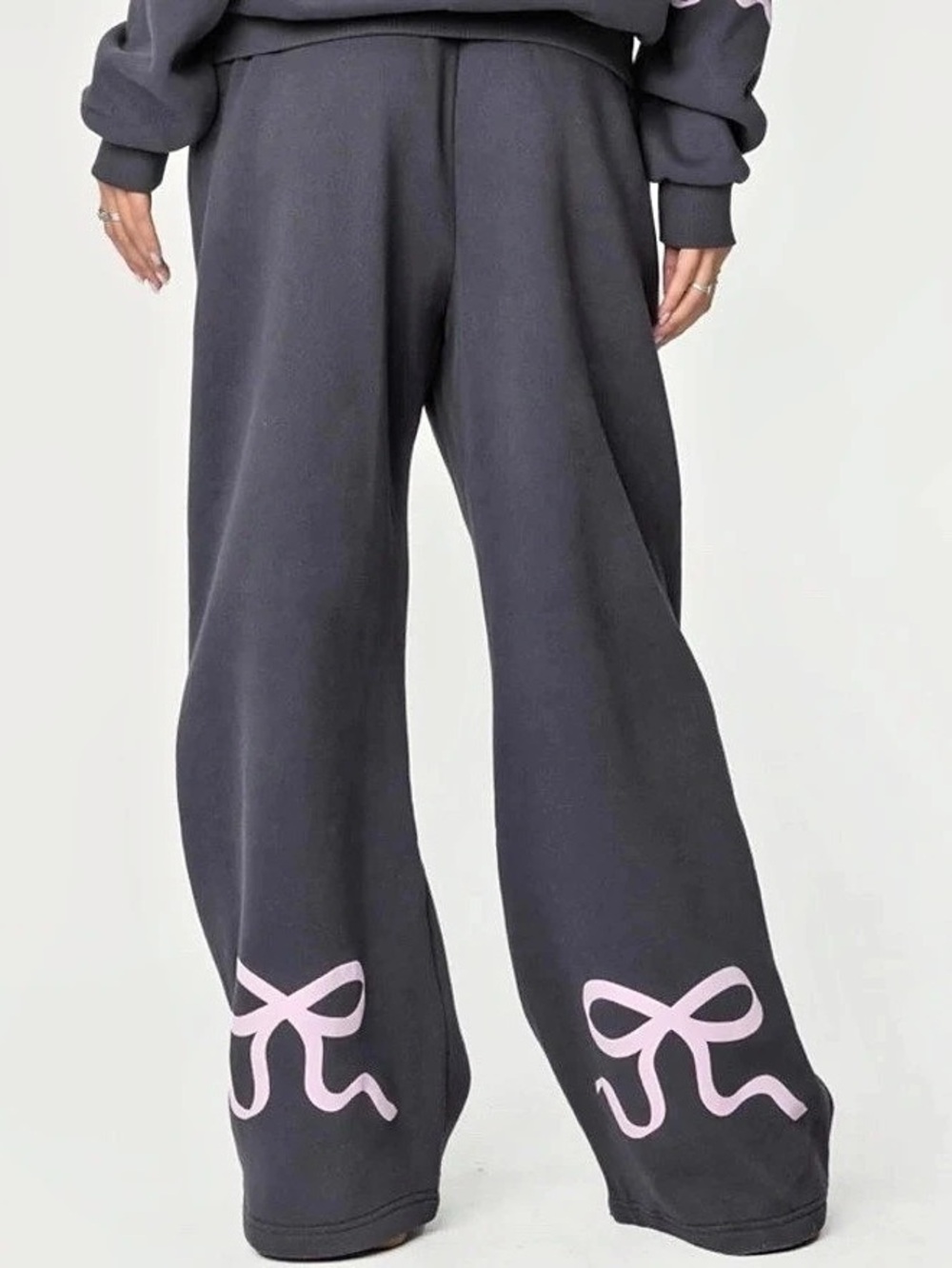 Edikted Bonney Bow Detail Sweatpants Wide Leg Black & Pink